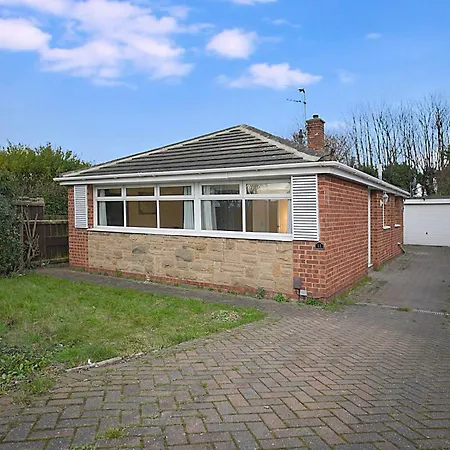 Sleek & Tranquil Corner On Durham Road, Sleeps 4 Апартаменты Lackenby